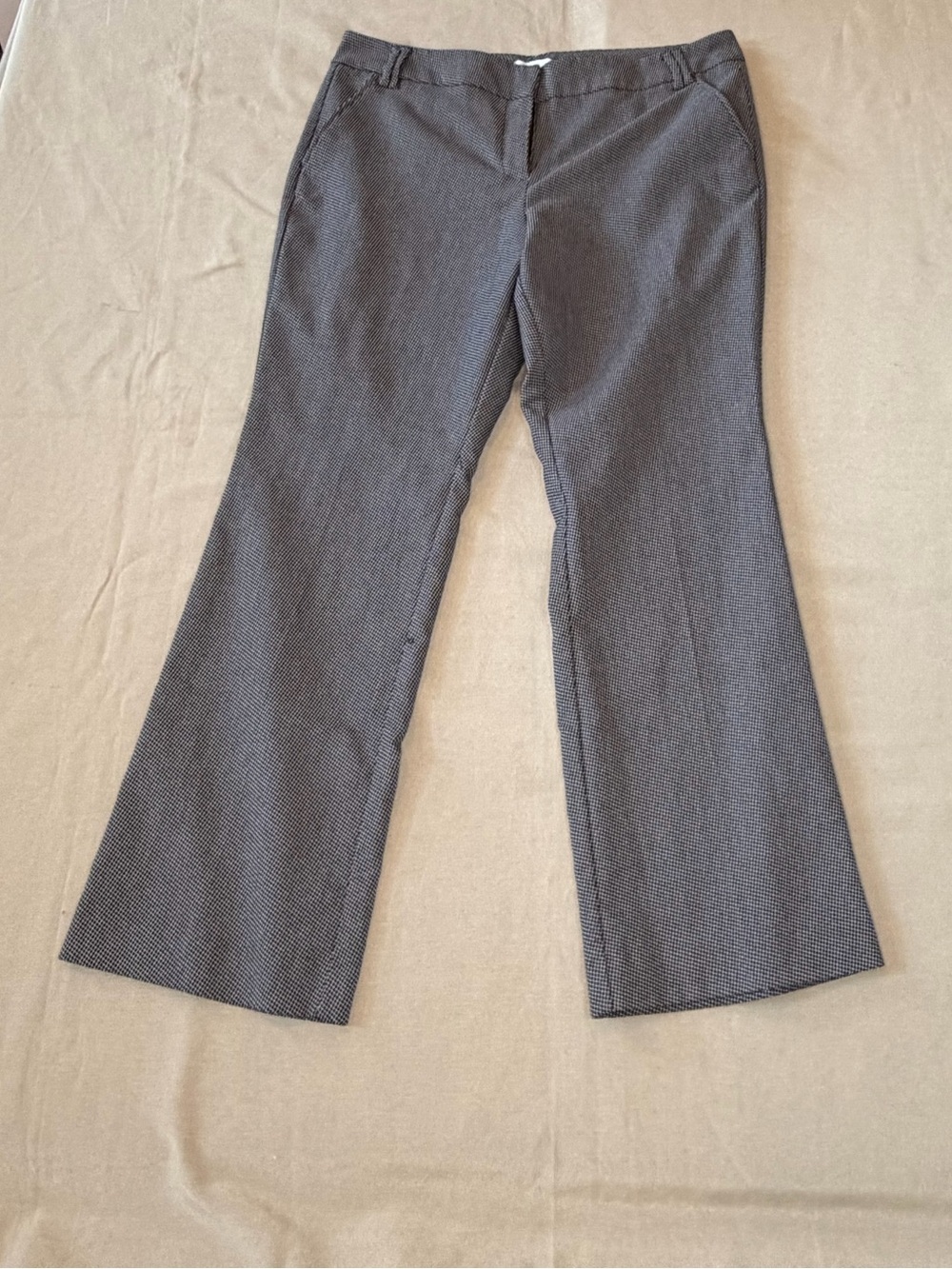 New York & Company Gray Textured Dress Pants